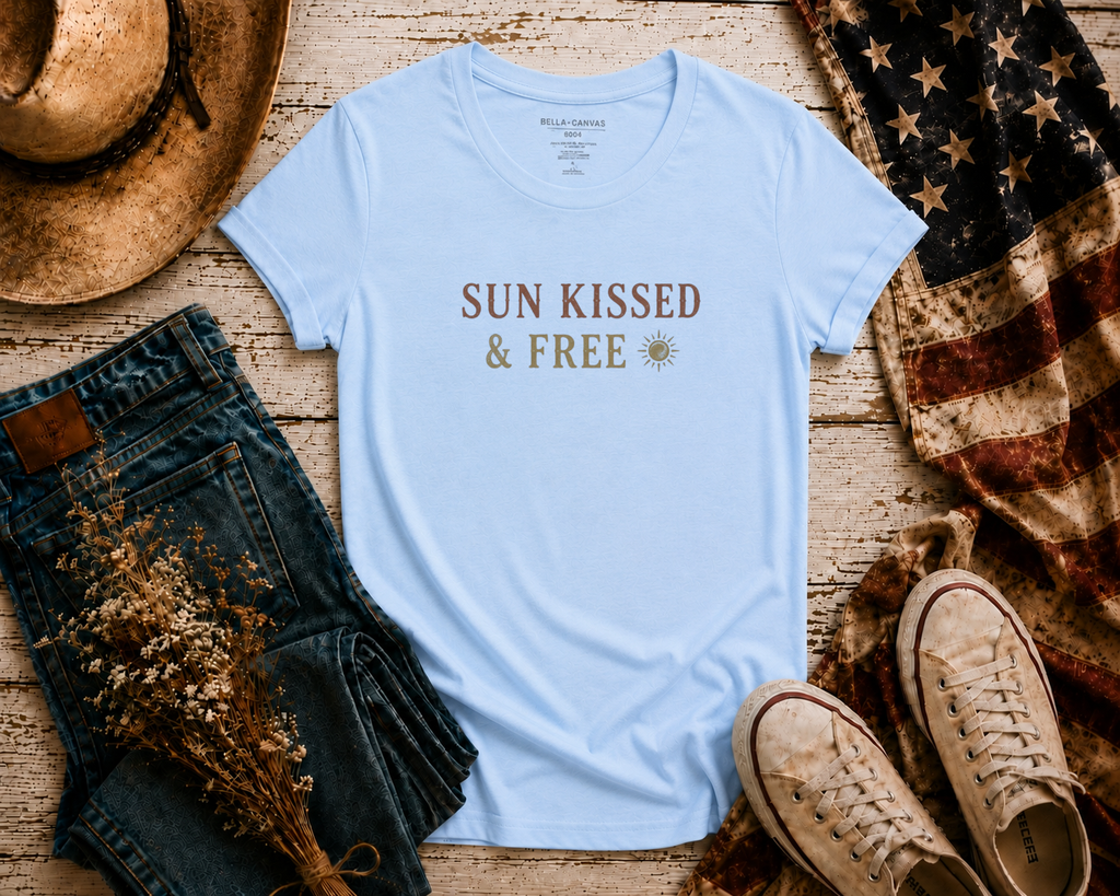 Sun Kissed Free flatlay - Baby Blue